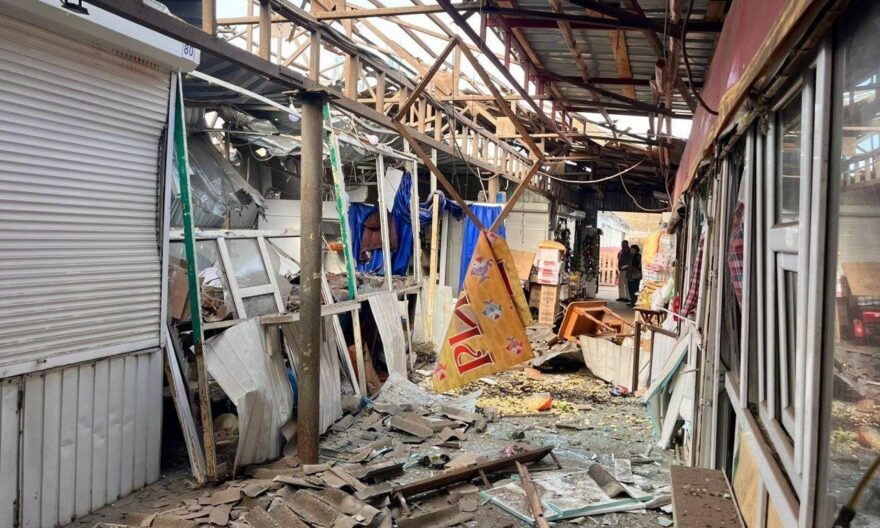 Ворог вдарив по ринку Нікополя, пʼятеро людей загинули